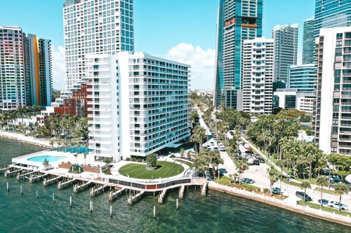 Brickell Harbour building