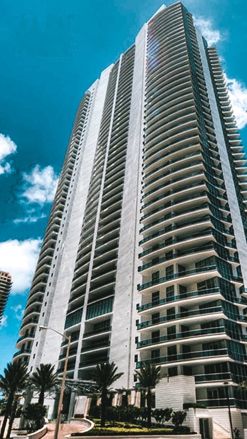 Jade Residences at Brickell building