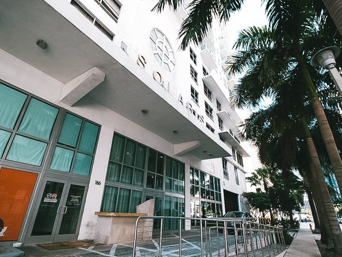 Solaris Brickell Bay building